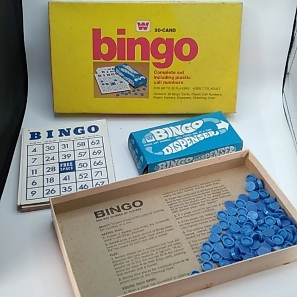 Vintage 1970s Whitman bingo game set